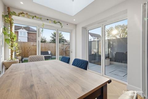 undefined, High Bank, Basildon SS16