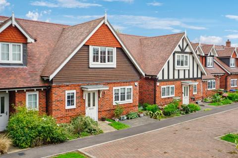 3 bedroom semi-detached house for sale, Colborne Close, Iver SL0