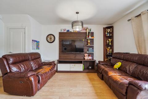 3 bedroom semi-detached house for sale, Colborne Close, Iver SL0