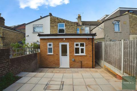 3 bedroom terraced house for sale, Endsleigh Gardens, Ilford, IG1