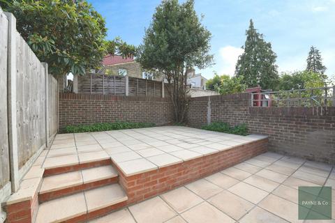 3 bedroom terraced house for sale, Endsleigh Gardens, Ilford, IG1