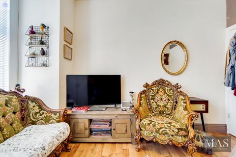 3 bedroom flat to rent, Tynemouth Street, London SW6