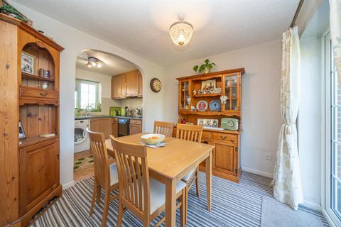 2 bedroom terraced house for sale, Chapel Street, Old Town, Hemel Hempstead, Hertfordshire, HP2 5DJ