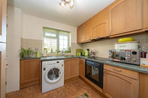 2 bedroom terraced house for sale, Chapel Street, Old Town, Hemel Hempstead, Hertfordshire, HP2 5DJ