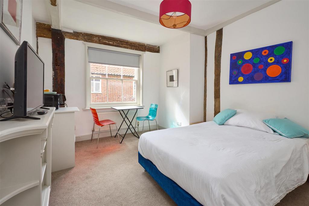 Letting Rooms and Flats