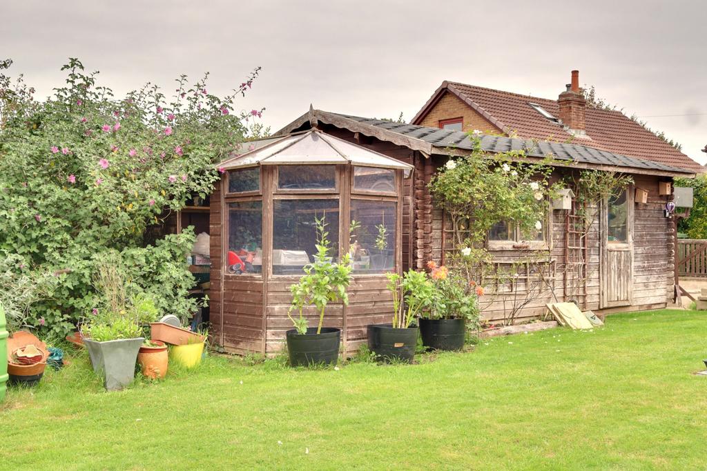 Summer house