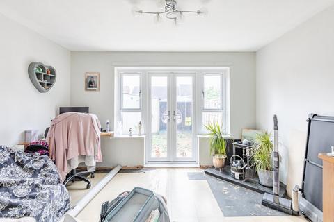 undefined, Highfield Road, Kettering NN15