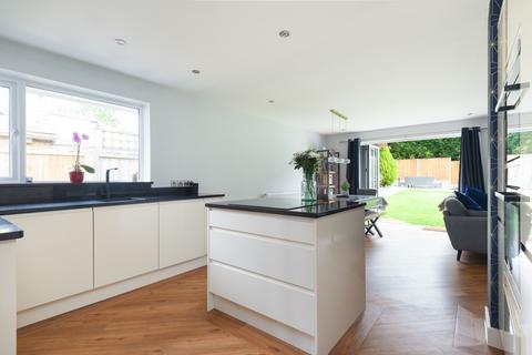 Swaylands Hatch Lane, Chartham, Canterbury, CT4 7LN