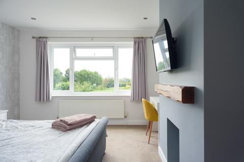 Swaylands Hatch Lane, Chartham, Canterbury, CT4 7LN