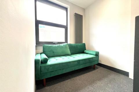 undefined, 12A Railway Street, Chatham ME4