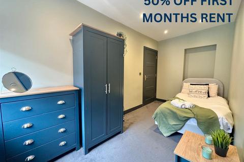 undefined, 12A Railway Street, Chatham ME4