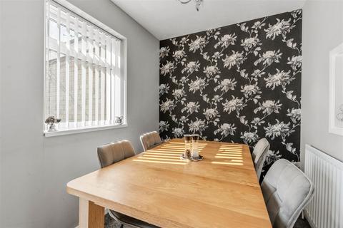 41 Abbeydale Close, Binley, Coventry, CV3 2NS