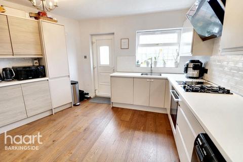 61 Caterham Avenue, Ilford, IG5 0QB