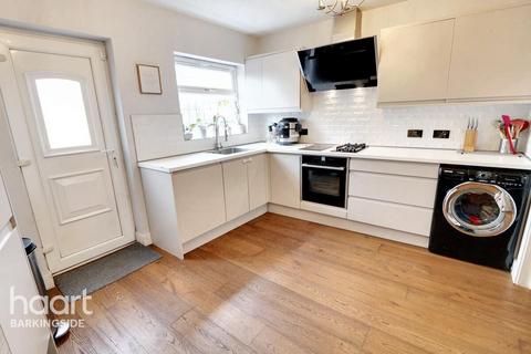 61 Caterham Avenue, Ilford, IG5 0QB