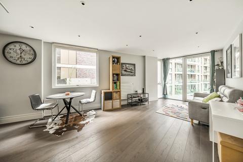 1 bedroom flat for sale, Queenshurst Square, Kingston Upon Thames, KT2