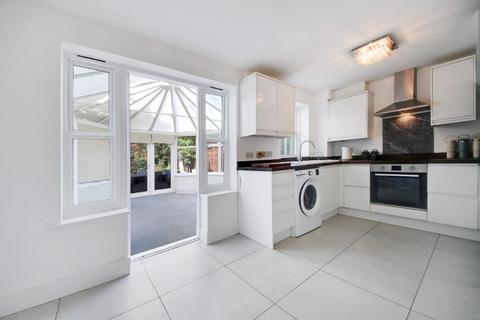 3 bedroom end of terrace house for sale, Trafford Close, Shenley