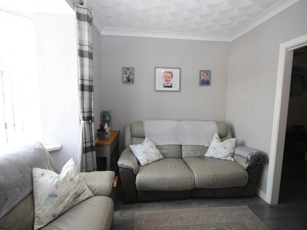 Lounge 2