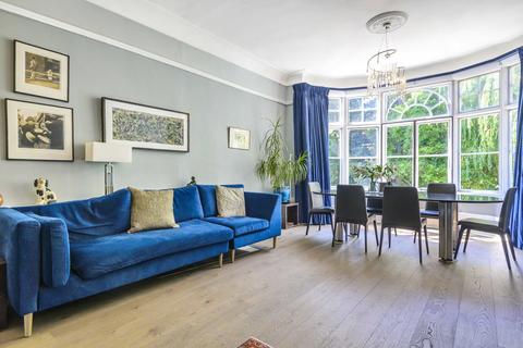6 bedroom terraced house for sale, Kingston Hill, Kingston Upon Thames, KT2