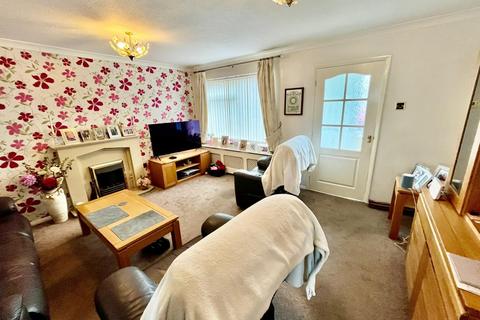 undefined, Cypress, Newport Pagnell