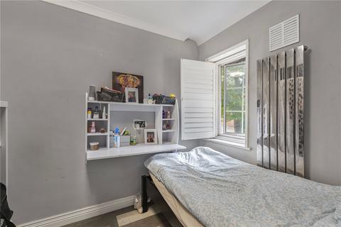 18 Steyning Grove, London, SE9 4NQ