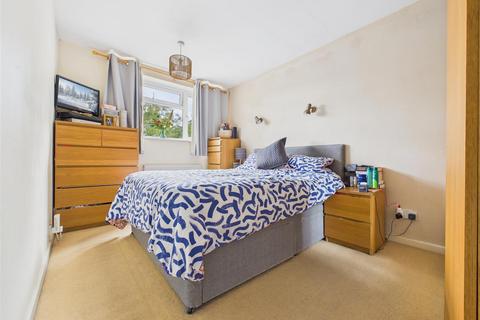 3 bedroom detached house for sale, Fairoak Avenue, Stafford