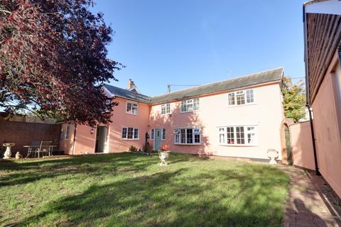 4 bedroom detached house for sale, Freemans Croft, Dog Chase, CM7