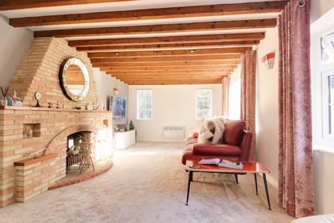4 bedroom detached house for sale, Freemans Croft, Dog Chase, CM7