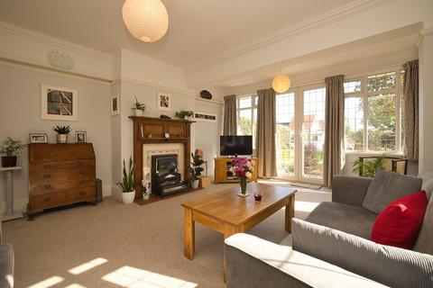 4 bedroom bungalow for sale, Green Lane, Broadstairs, Kent, CT10