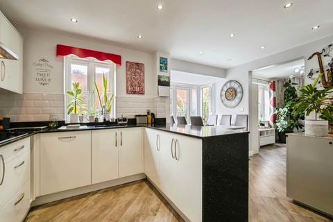 4 bedroom detached house for sale, Honeysuckle Drive, Dawlish EX7