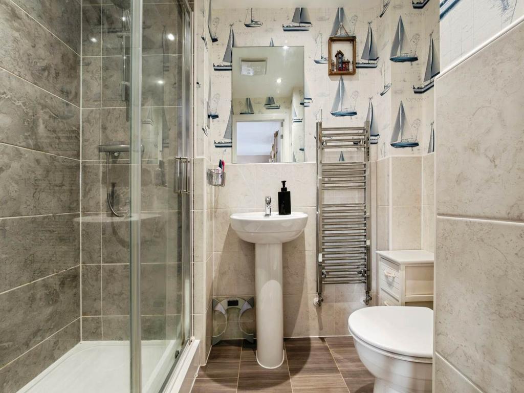 Ensuite