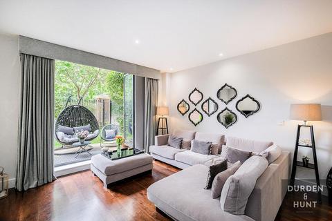 2 bedroom apartment for sale, Eton Heights, Woodford Green, IG8