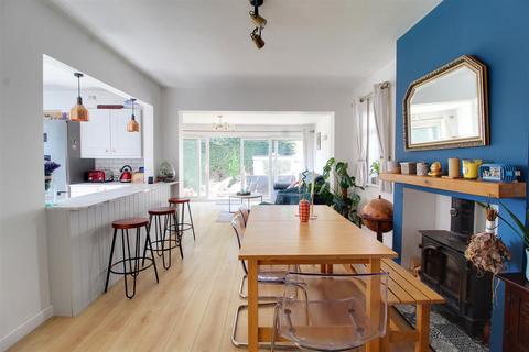 4 bedroom detached bungalow for sale, The Gardens, Brookmans Park AL9