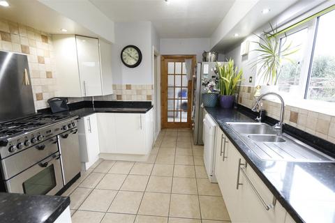 undefined, Jackson Place, CHICKSANDS