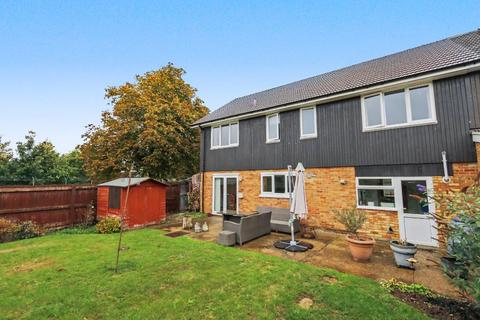 undefined, Jackson Place, CHICKSANDS