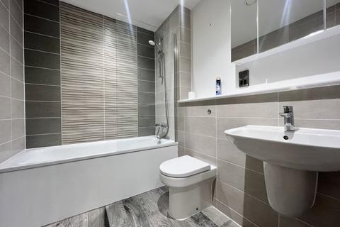 undefined, Farnborough Road, Farnborough, Hampshire