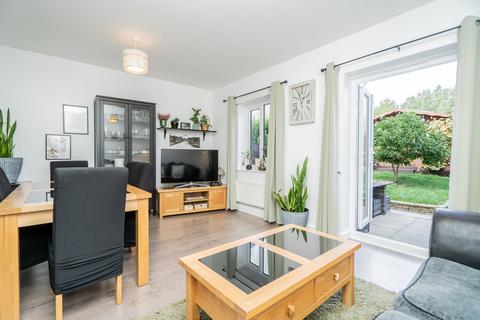 4 bedroom end of terrace house for sale, Fonda Meadows, Oxley Park, Milton Keynes, MK4