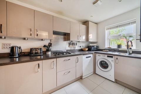 17 Chapman Drive, Binfield, Bracknell, RG42 4FT