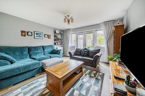 17 Chapman Drive, Binfield, Bracknell, RG42 4FT