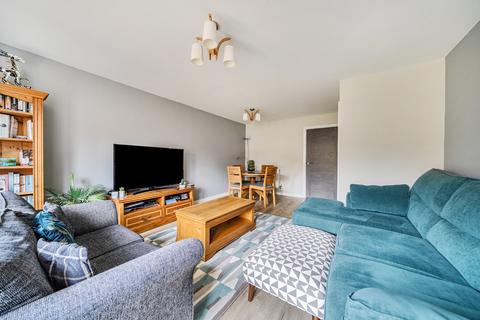 17 Chapman Drive, Binfield, Bracknell, RG42 4FT