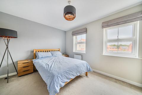 17 Chapman Drive, Binfield, Bracknell, RG42 4FT