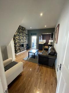 3 bedroom terraced house to rent, Cranmer Street, Leicester