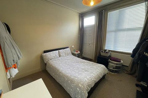 3 bedroom terraced house to rent, Tyndale Street, Leicester, Leicestershire