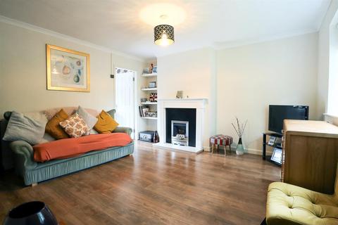 3 bedroom end of terrace house for sale, Pinfold Close, South Luffenham LE15