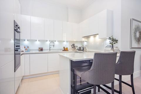 1 bedroom apartment to rent, Rainville Road, London W6