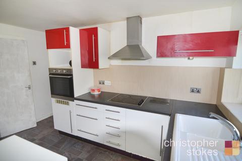 2 bedroom flat for sale, Chadwell Avenue, Cheshunt, Hertfordshire, EN8 0ER