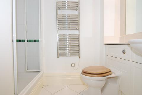 2 bedroom apartment for sale, Seven Kings Way, KINGSTON UPON THAMES KT2