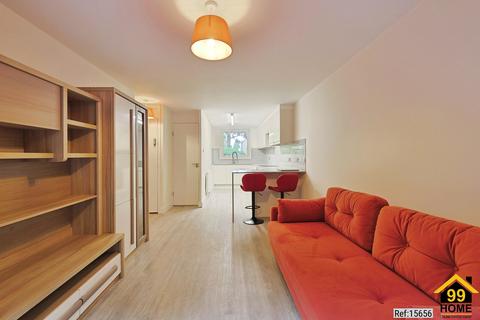1 bedroom flat to rent, Castleford Court, London, NW8