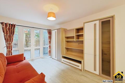1 bedroom flat to rent, Castleford Court, London, NW8