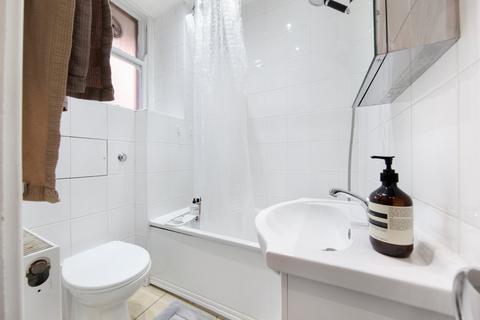 undefined, Grove End House, Grove End Road, London
