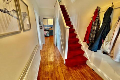 3 bedroom semi-detached house for sale, Scott Lane West, Riddlesden, Keighley, BD20